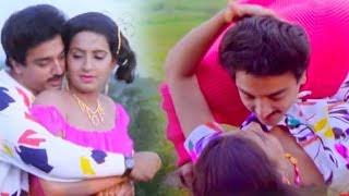 sthshprem's tweet photo. Always diva for most who looks hot both in saree and modern dresses @ActressAmbika https://t.co/vpIrucdv0E