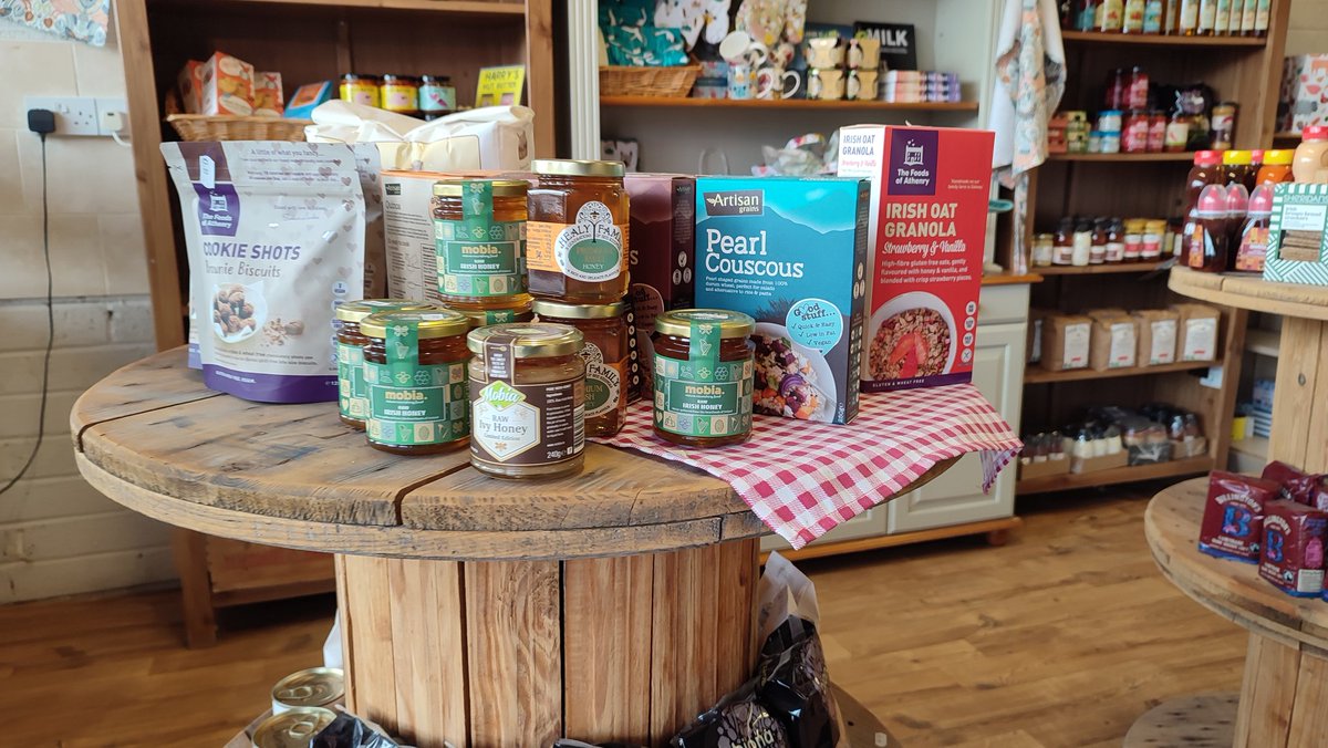 magnumlady's tweet photo. The Castlemine Farm shop in Roscommon town is wonderful.
A great range of products and great value too https://t.co/zoy84QqjtL