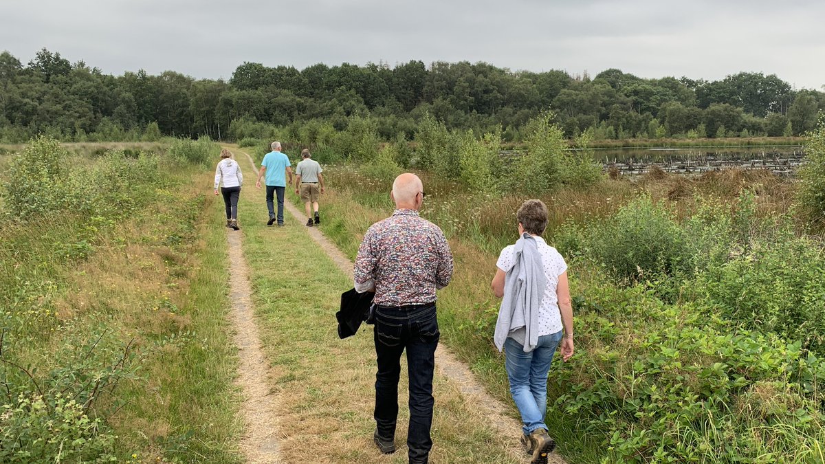 Wandelen in de Peel 'while talking English' zondag 25/9 de maandelijkse <a href="/walk_english/">Walk English</a> Tevoren aanmelden via walkenglish.nl Start vanaf Hoeve Willem III Helenaveen. landvandepeel.nl/nl/de-regio/de…