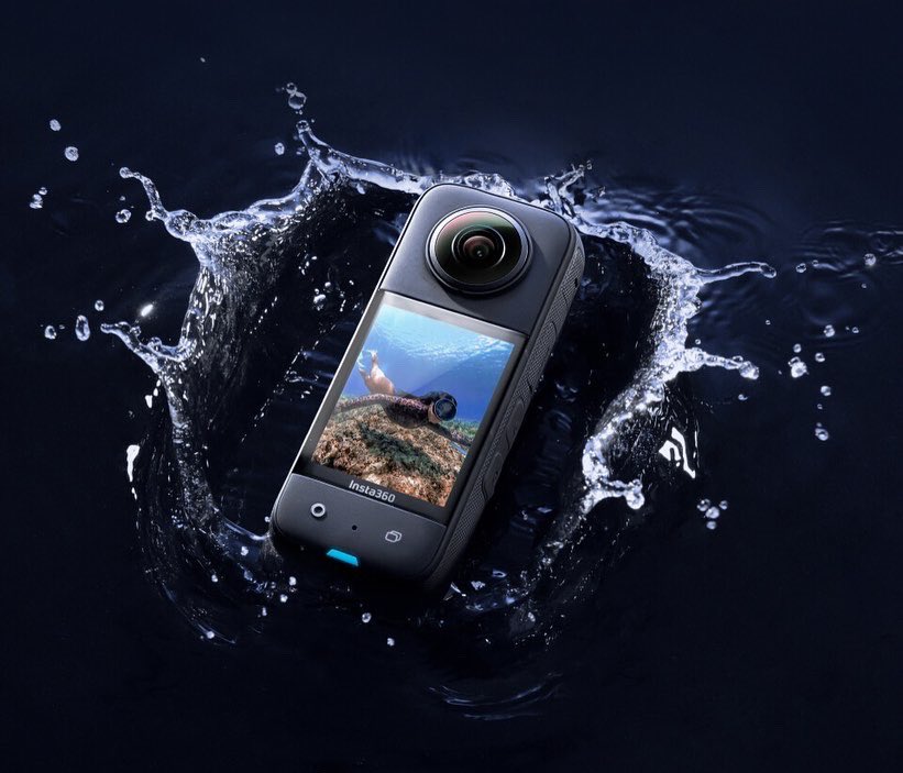 LCE_Colchester's tweet photo. NEW IN-STOCK INSTA360 X3 🌊

This dual-mode 360 and standard pocket camera is now available in-store in two kit variations!

#Insta360 #Insta360X3 #ActionCamera #360Camera #Video #Videography #LondonCameraExchange #Colchester https://t.co/tIAdqydxuD