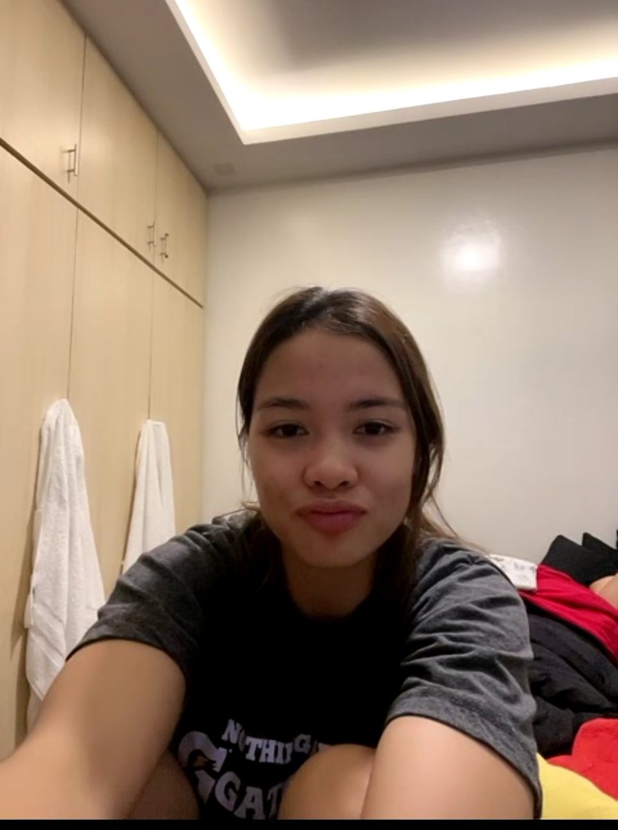 iamsuperdaby's tweet photo. Mare grabe energy huh!!! 🤍 Our #MultilingualSinger, everyone!! 🎤🎶
with @ella_dejesus as her mentor 😂 https://t.co/MAof6TymJq