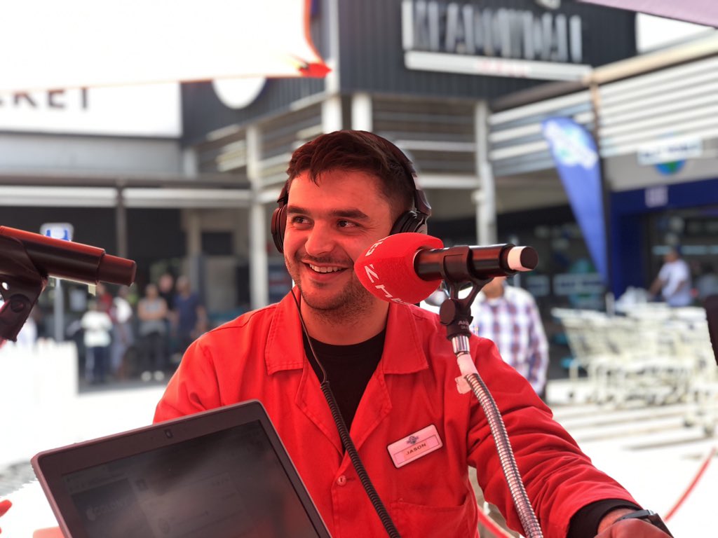 947's tweet photo. 🥩 Jason Leitao from Meat World Manager chatted to @TheZweli @FrankieFire about the specials at the shop.

Who will be Joburg’s Toughest Braai Master? 🔥

#MeatWorld #947Top40CTM 

Listen: 
📻 https://t.co/eM25HwRttc 
💻 https://t.co/U5FeCuvMuq https://t.co/FYuJehVjIq