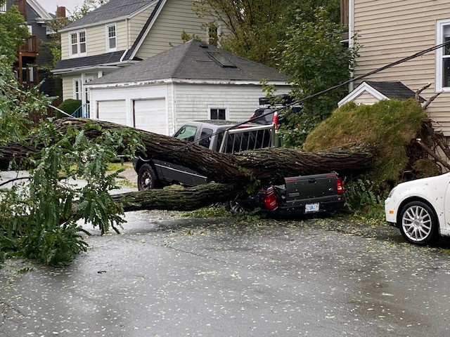 Move100Halifax's tweet photo. South end #Halifax is looking rough  this morning 😬

- Erin &amp; Peter #MOVEMornings https://t.co/PpiO5s9rHs