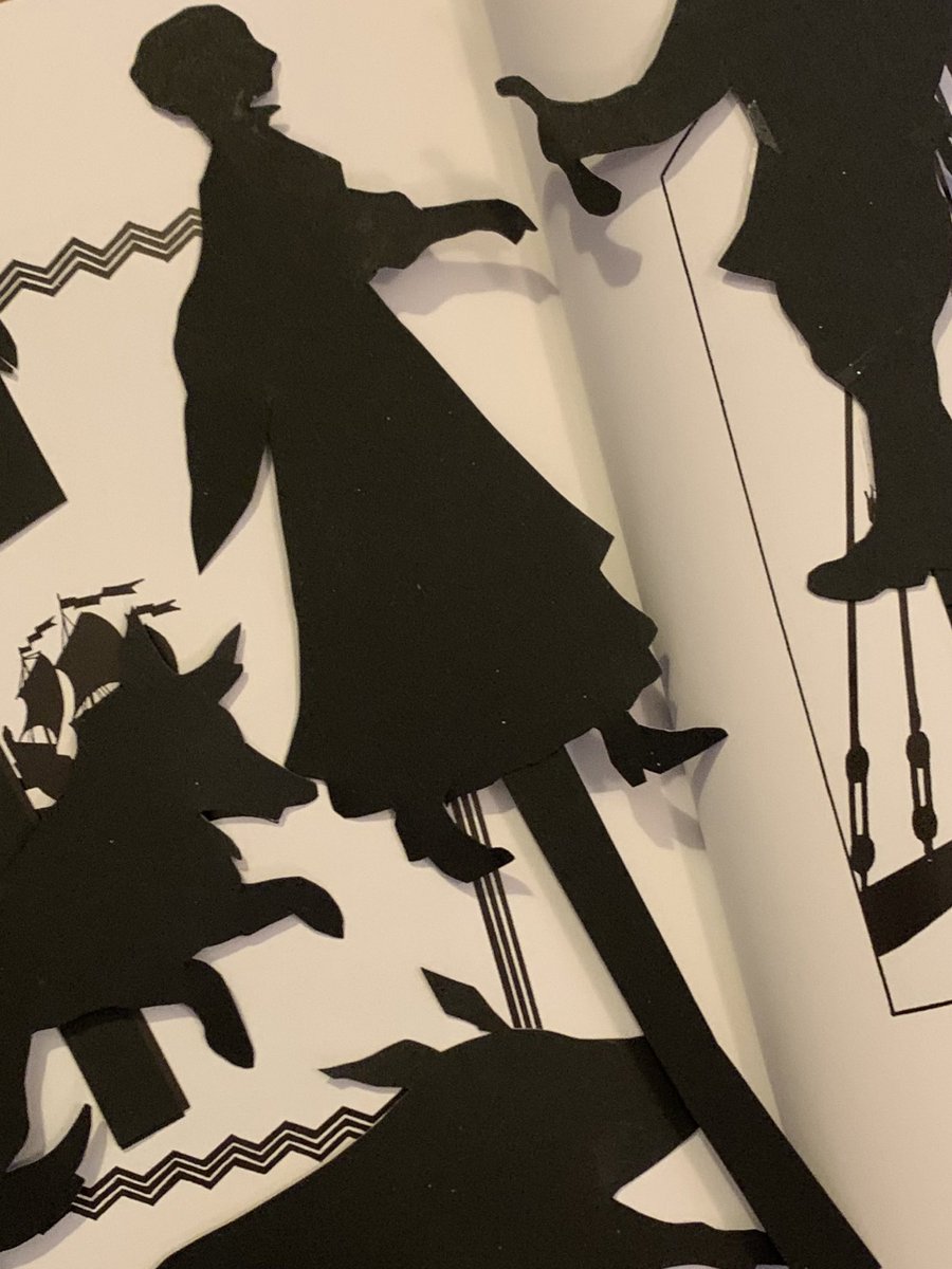 BeverleyHaigh1's tweet photo. @yr3melthamce J made shadow puppets from The Gingerbread Man https://t.co/16jL67KnRN