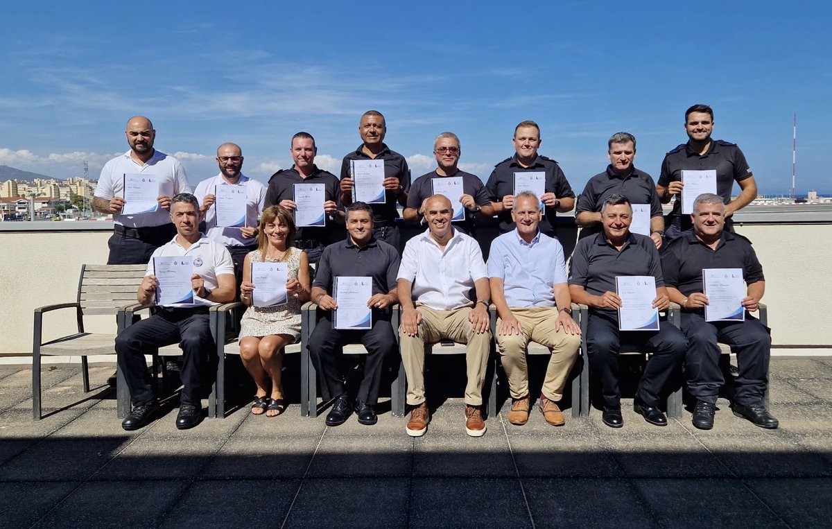 A big thank you to the Officers &amp; Staff of the ⁦<a href="/MODGibraltar/">MOD Gibraltar</a>⁩ &amp; ⁦<a href="/RGPolice/">Royal Gibraltar Police</a>⁩ for your work through Phase 1 of your Leadership &amp; Wellbeing Programme. Thanks to ⁦@CraigGuthrie21⁩ for your support and to @InstituteLM for accrediting my programme. #safergibraltar