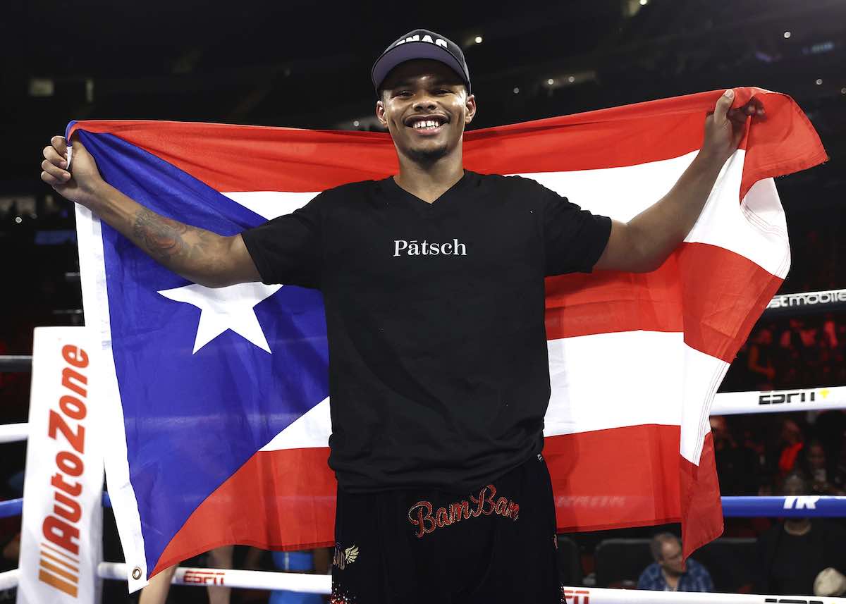 BoxealoInfo's tweet photo. Stevenson vence a Conceição, títulos vacantes y Óscar Valdez peleará por ellos https://t.co/m1ucEHa3yD https://t.co/IcBasVWaHZ