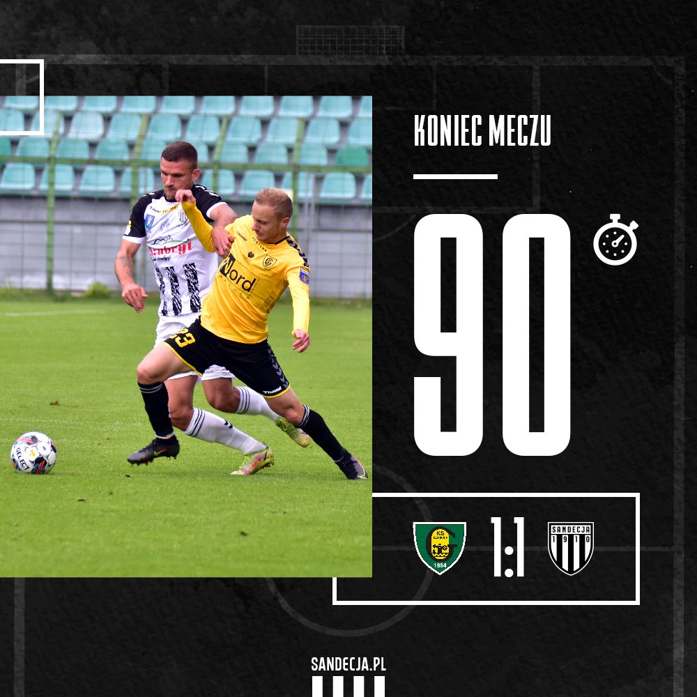 SandecjaNS's tweet photo. #KATSAN | Koniec meczu ⚪⚫

Bramkę dla naszego zespołu w ostatniej minucie zdobył Michał Walski.

#Sandecja #NowySącz #BiałoCzarni #Sączersi https://t.co/1dLPUNNSq9