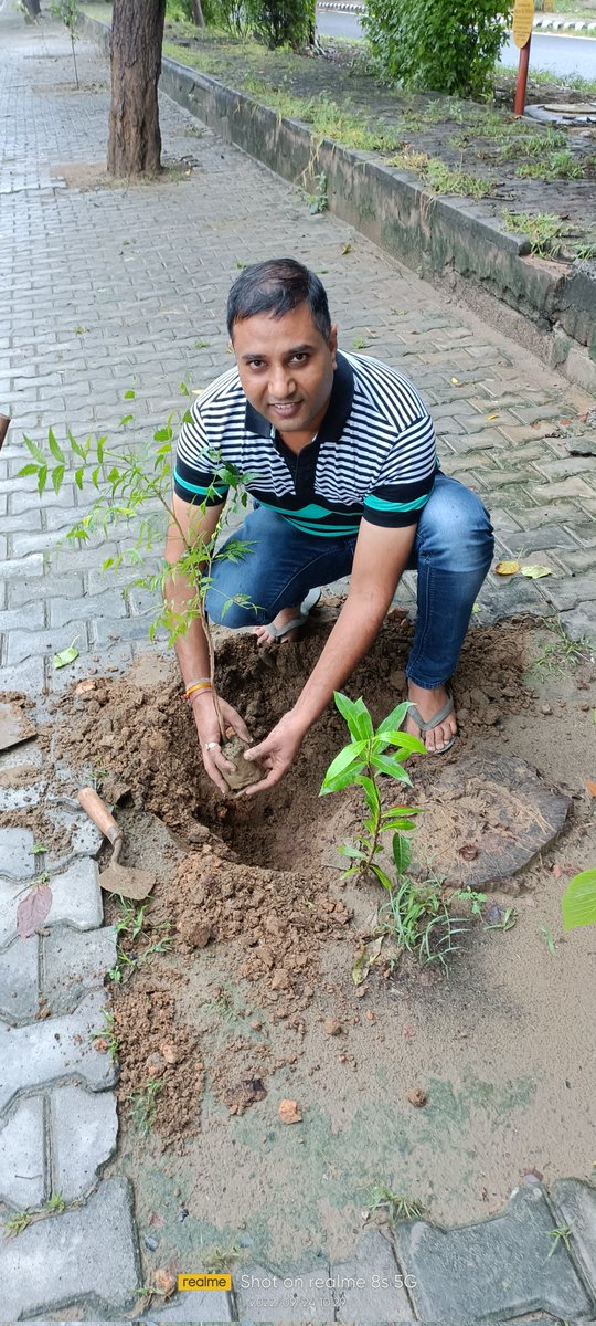 Gopalvats_RJJS's tweet photo. #RJJS_पर्यावरण_संरक्षण_जागरूकता_अभियान" (आयोजन 27) दिनाँक 24.09.22
आयोजन : वृक्षारोपण कार्यक्रम
स्थान : द्वारका सेक्टर 17B गुरु गोविंद सिंह इंद्रप्रस्थ यूनिवर्सिटी रोड़ (IP University), नई दिल्ली
आयोजनकर्ता : राष्ट्रीय जन जागरूकता संघ 'RJJS' (रजि०NGO), 
जय हिंद जय प्रकृति माँ, https://t.co/BkdQAeY0Bd