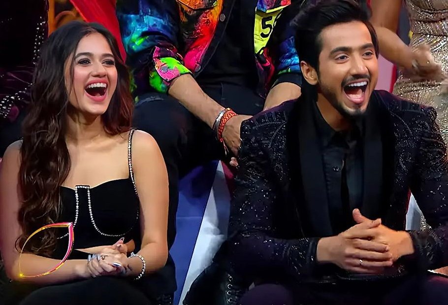 thoughtsofnav's tweet photo. 80+ retweets for these awwdorable cuties &amp; the most strongest contestants of kkk12 !

HEARTS WINNER FAINAT https://t.co/Kf5TfiHN6x