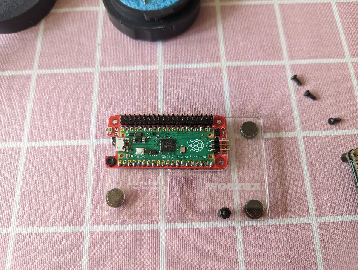 CannonFodder's tweet image. Weekend project, converting the lovely @pimoroni Keybow to use a Pico instead of a Raspberry Pi Zero, with the help of a @NeilRedRobotics Pico to Zero adapter.