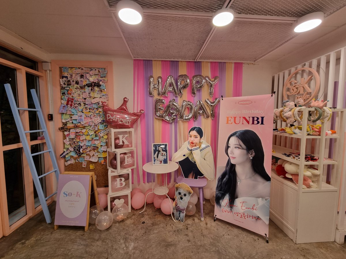 nbskyz's tweet photo. คาเฟ่น่ารักมาก 

#LovelyEunbiDay #KWONEUNBI https://t.co/Q8GwZRU8I8