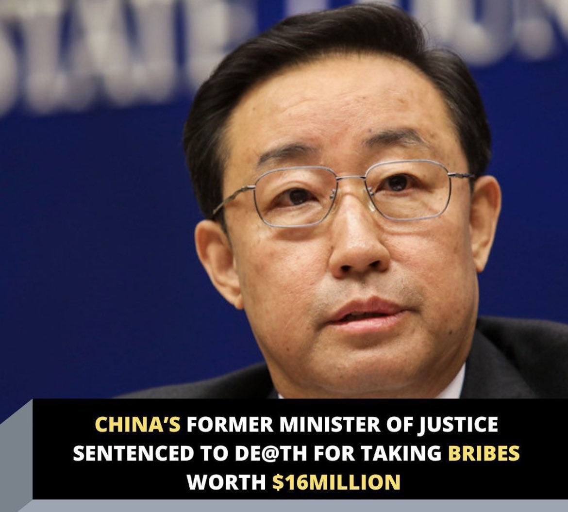 BothanPhl's tweet photo. In Japan, a corrupt person takes his/her own life. In China they hand down death. In Europe, they’re put in jail & swiftly. In Africa just like in our country, they present themselves for election. #NoToBribery #DeathToCorruptPeople https://t.co/jwdTwTegxG