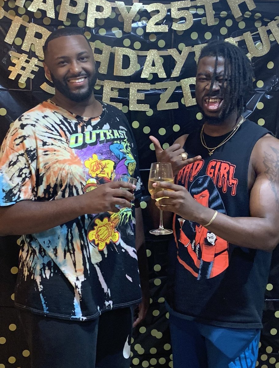BOOMthatsteez's tweet photo. Steezday 2019 might be my most proud feat. Got 35 of you mf-ers out to Broken Bow. A logistical nightmare but such wholesome cozy vibes #STEEZDAY https://t.co/auiQJMxgUu