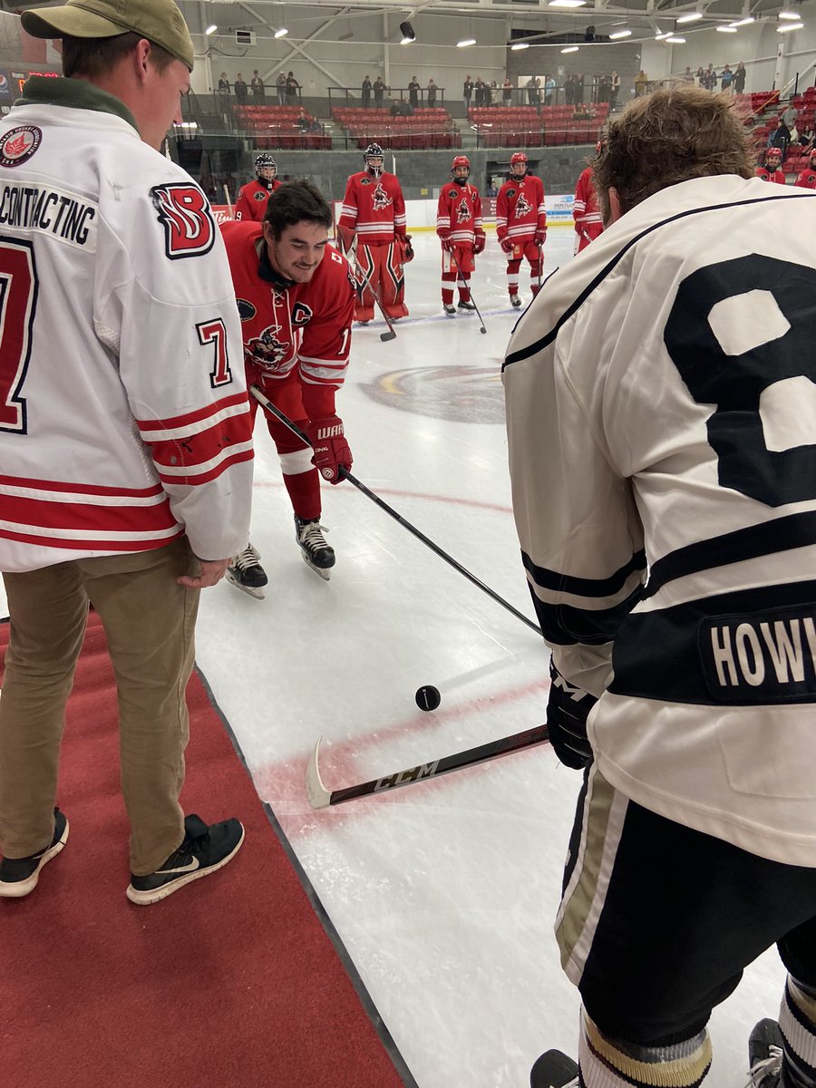 HanoverBarons's tweet photo. Had a few familiar faces in the building last night! #Wally #Verbeek (unable to make it) Torrie & Sealey. But thank you for everything and we wish you guys the best! #Overagers #HomeOpener πΈ @mmeyers19 https://t.co/3ZD6mD2zPf