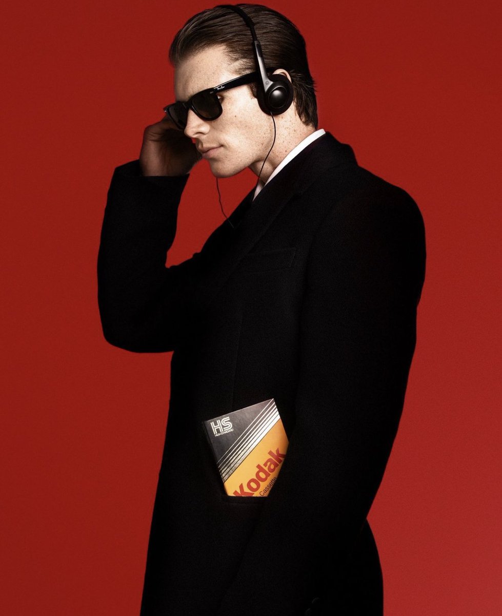 fashionfaguette's tweet photo. Calvin Cobb for Narrative.02 
“Cold Gaze”, 2022 https://t.co/VfhhTAWjVA