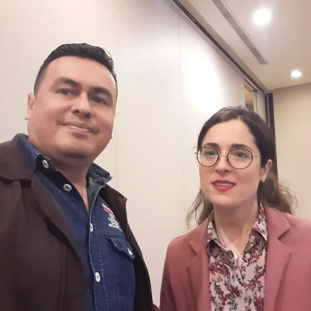 Sintracemex presente facilitadora de la OIT Taller Diálogo Social