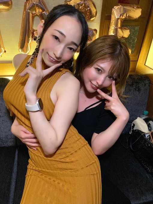 歌舞伎町BAR HARUに新村あかりちゃん@niimura_akari が遊びに来てくれました！ めっちゃ嬉しい！！✨ https://t.co/h4KtrsvZPK<a class="tags" target="_blank" title="On Twitter" href="/?out=eyJ0eXAiOiJKV1QiLCJhbGciOiJIUzUxMiJ9.eyJpYXQiOjE3MjY4NzI5ODgsImlzcyI6InR3cG9ybnN0YXJzLmNvbSIsIm5iZiI6MTcyNjg3Mjk4OCwiZXhwIjoxNzU4NDA4OTg4LCJyZWRpcmVjdF91cmwiOiJodHRwczovL3R3aXR0ZXIuY29tL25paW11cmFfYWthcmkifQ.rNbKerfg5y4WockIYg6JBpFFALUvBU15qmsohrzLsXkzr-5qwks7Ry6mFgzhdii5RYhDjmIh8RMTSuD45iiKiw">@niimura_akari</a>