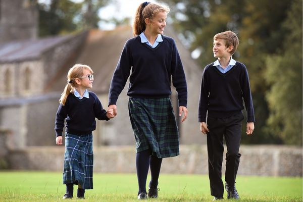 muddynorfolk's tweet photo. @Greshams_School is an innovative and caring country day/boarding school, with excellent facilities, acres of grounds and a short hop to the beach. Read our new review of the Prep School (+ Pre-Prep &amp; Nursery), then head to the Prep Open Day on 30 Sept. https://t.co/Qz8eEHAEId https://t.co/QStSmhxyhh