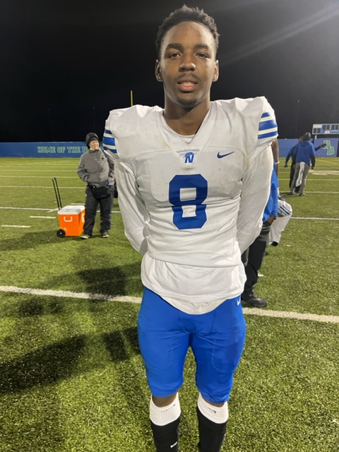 Check out my game recap between <a href="/PolarsFB/">MplsNorthFB</a> and <a href="/SMB_WOLFPACK_FB/">SMB Wolfpack FB</a>, which was a rain-soaked battle between two stout defenses from the Polars and the Wolfpack. The Polars made a few more key plays in this one to pull out of Hopkins with the W.

prepredzone.com/2022/09/rain-s…