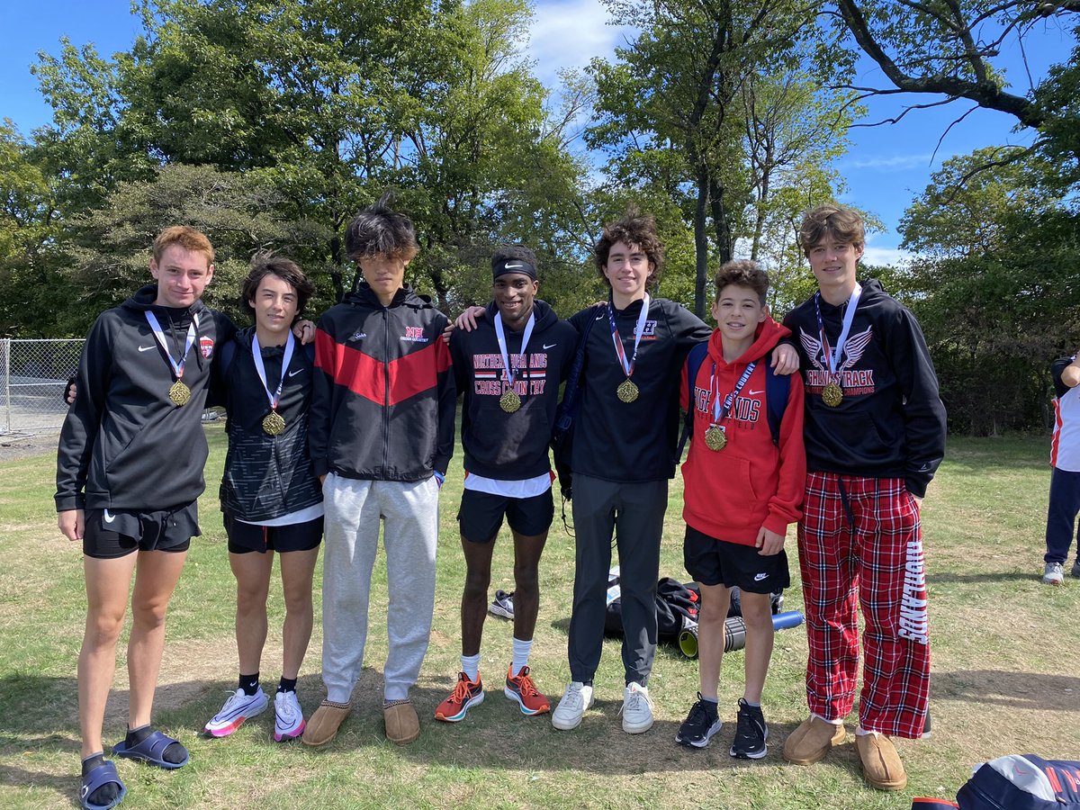 NHRHS_XC's tweet photo. NHXC swept the team titles at the Garrett Invite this morning! Jackson Vogel lead the way for the boys finishing in 5th and Autumn Ritter notched her 2nd victory of the season over a tough field! Great work NHXC! @NHRHS_Athletics @njmilesplit https://t.co/wsTlfIWA8T
