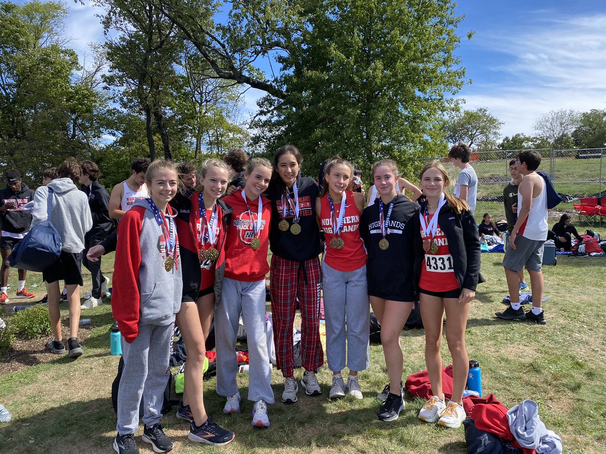 NHRHS_XC's tweet photo. NHXC swept the team titles at the Garrett Invite this morning! Jackson Vogel lead the way for the boys finishing in 5th and Autumn Ritter notched her 2nd victory of the season over a tough field! Great work NHXC! @NHRHS_Athletics @njmilesplit https://t.co/wsTlfIWA8T