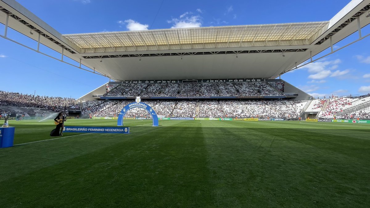 jogadelas's tweet photo. Estamos aqui! 🙌 #FinalBrFeminino https://t.co/EK69nOeo9p