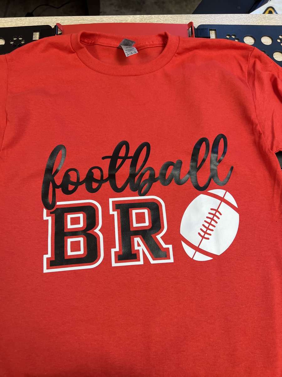 Wallace_Wear's tweet photo. some quick football tee's. Wallace Wear Work thanks for the Support #football #footballgame #love #photooftheday #newcastlehurricanes https://t.co/aobXMScyAa