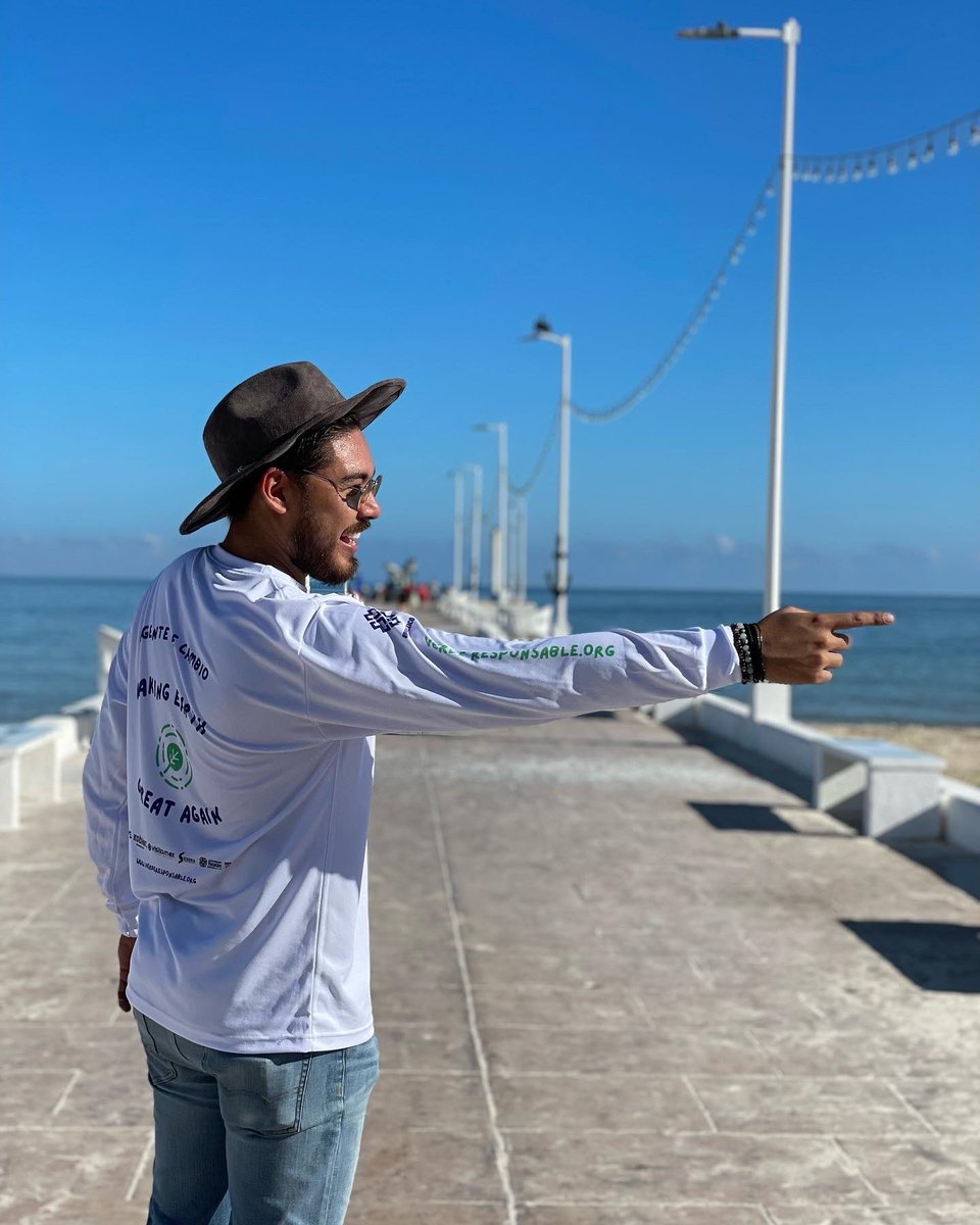 RaulSalas9's tweet photo. ¡Hey tú! ¡Gracias por ser un #AgenteDeCambio! #MakingEarthGreatAgain 🌎✨ https://t.co/nb41whSWZB