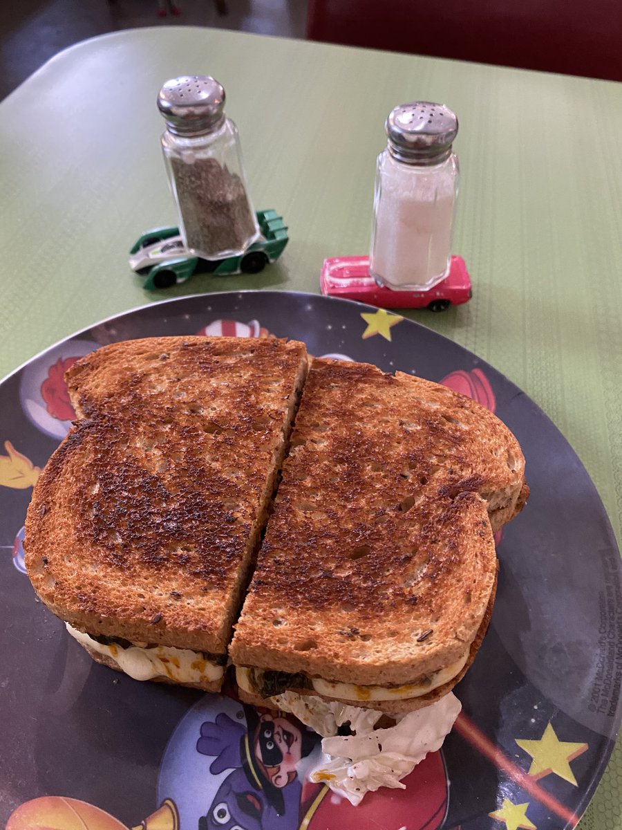 TheDiaAdams's tweet photo. Can anyone guess where this is? Hint: It’s been reviewed in Travel and Leisure. https://t.co/Et3z4AUeyb