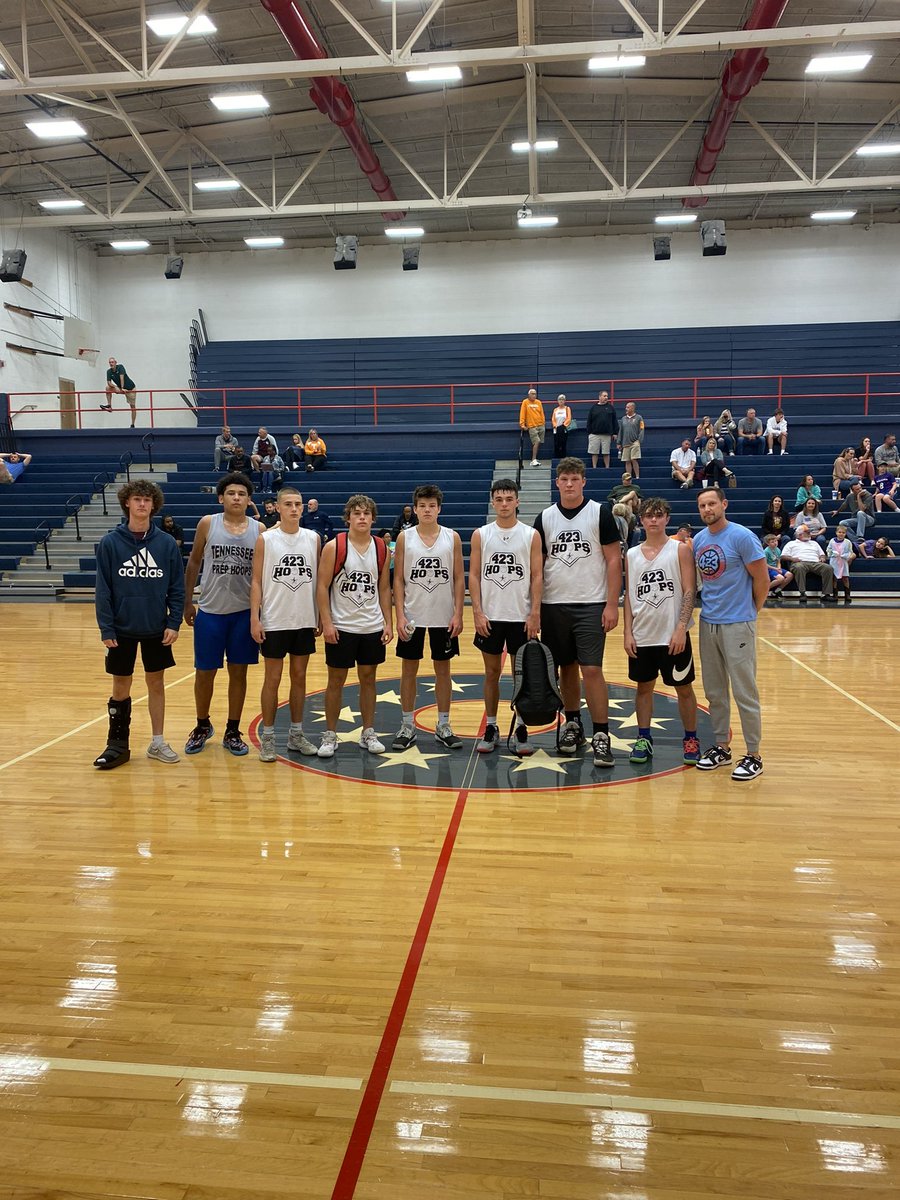 423hoops tweet media