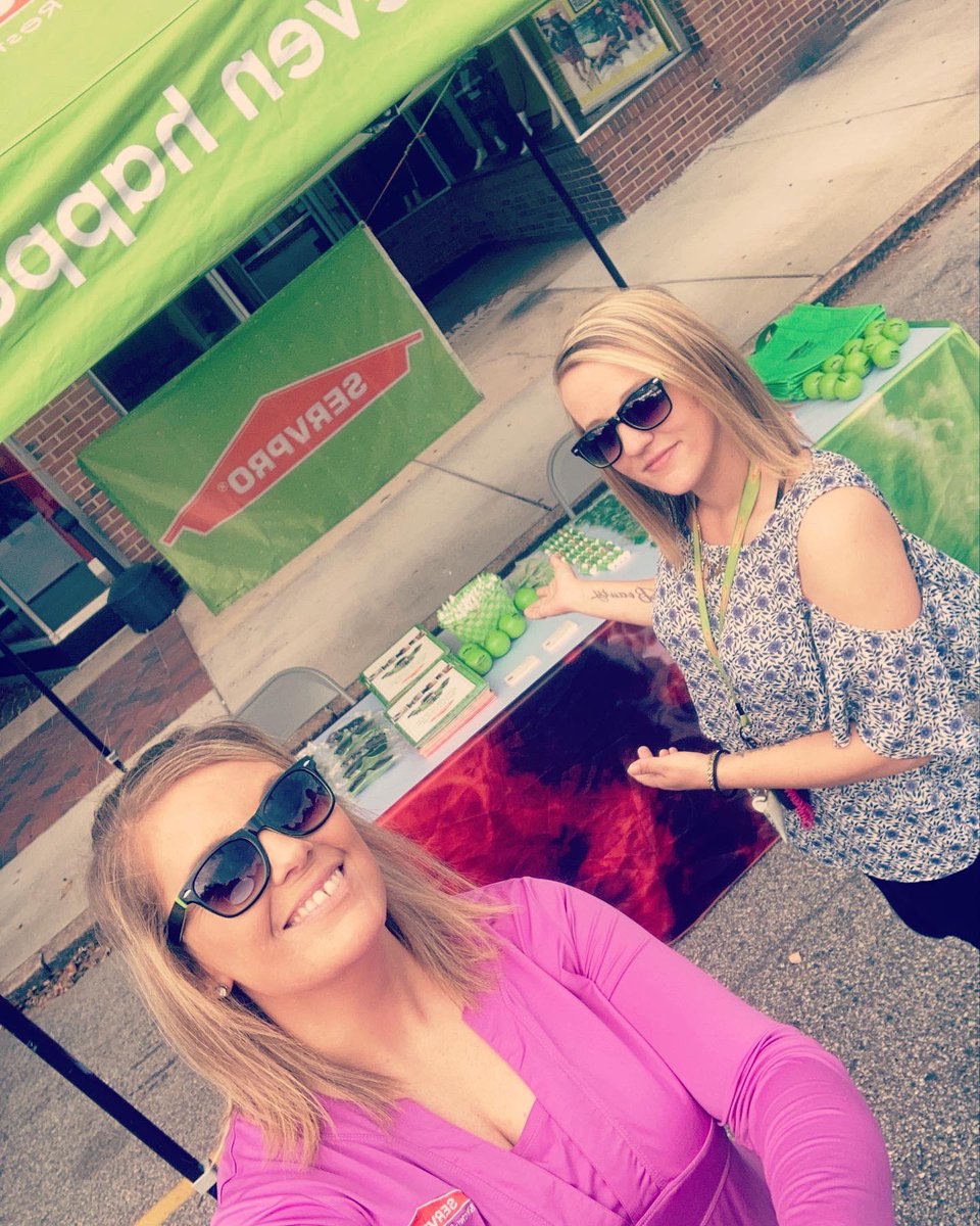 Everybody’s Day festival in downtown Thomasville til 4pm! Y’all come out and have some fun! #SERVPRO #teamcarlson