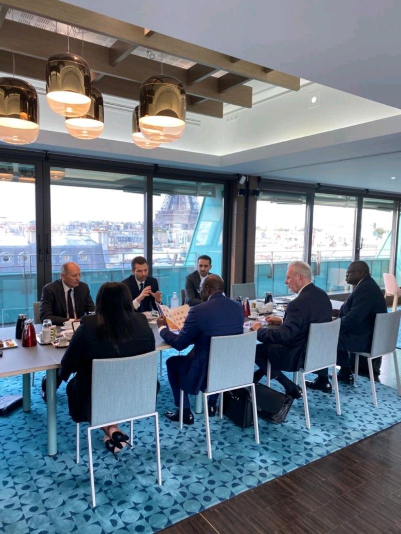 La performance des entreprises reste un élément moteur de la réussite de notre mission. Avec le #MEDEF, les jalons nouveaux sont posés pour dynamiser nos environnements respectifs des affaires.