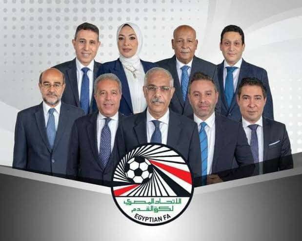 7akie's tweet photo. كل يوم تز..ييف حقائق وفس،اد جديد اروع من اللى قبله وكله فى مصلحة نفس النادى الابيض

 #اتحاد_علام_خدامين_الزمالك https://t.co/CrKYLvQEhX
