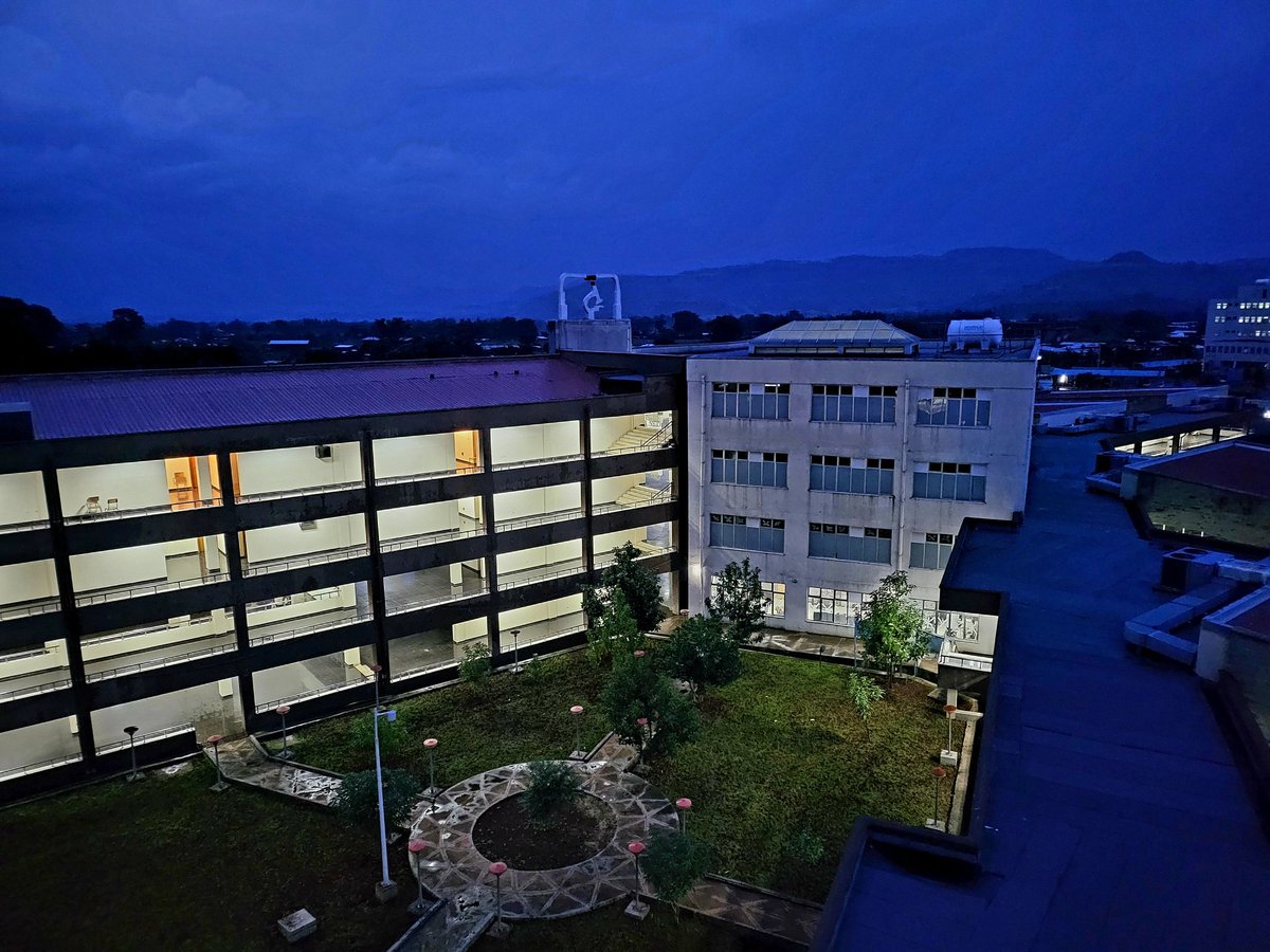 YeshigetaG's tweet photo. #Evening_view
#Tibebe_Ghion_Campus
#Tibebe_Ghion_Specialized_Hospital
#Bahir_Dar https://t.co/0LArwD7DQ7