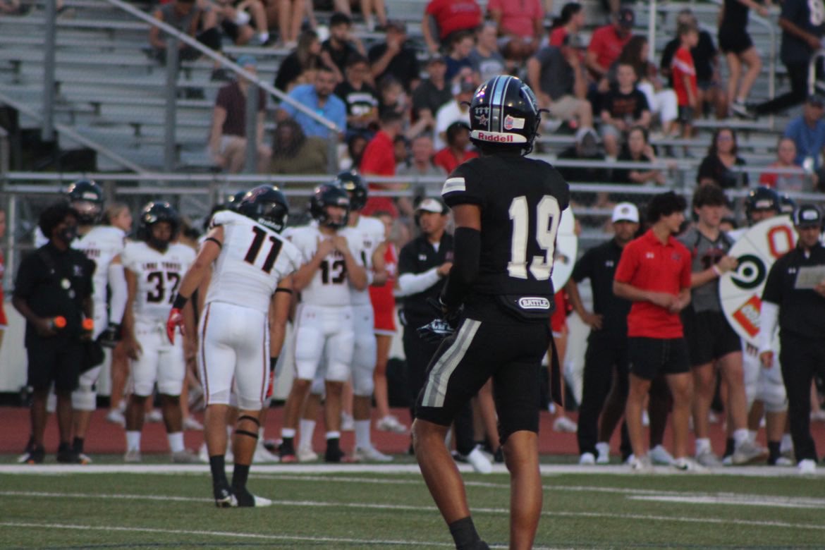 DontaeCarter15's tweet photo. 🚨Check out my first 5 games🚨 
🚨3 INTs🚨
4 PBUs
2 forced fumbles
12 solo tackles 
21 Total tackles
@Football_Steele @CoachHamby @BDammone @gabrieldbrooks @TrustMyEyesO @KUFB_Recruiting @DKMOne3 @jkbtjc_53 @CoachJP3 @2MGE_ @BHoward_11 @MikeM_Scout 

https://t.co/guq2Z2RImt https://t.co/vCnAKkzhuK