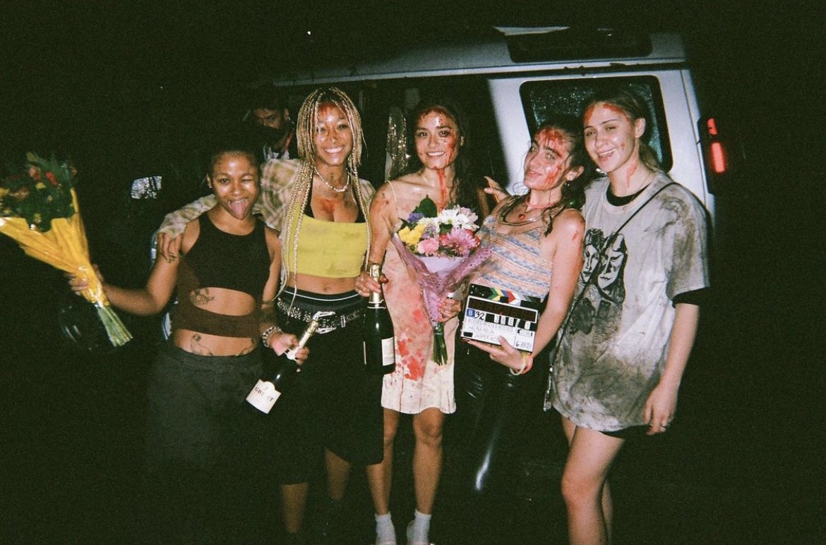 mcumagik's tweet photo. the ladies of bodies bodies bodies (2022) https://t.co/MRDME4sdkJ