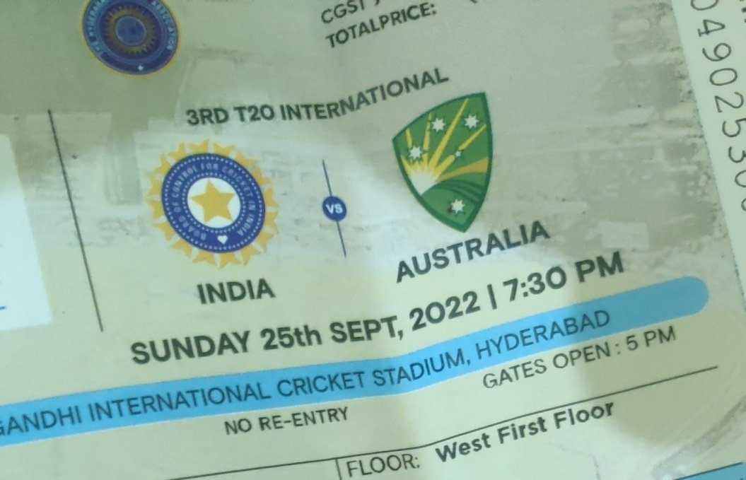 DeepuPrince143's tweet photo. One ticket available for Hyderabad 3rd t20  ind vs aus in west first floor bay 2 if needed DM me #hyderabadtickets #INDvsAUST20 https://t.co/KP4fghZ8eE