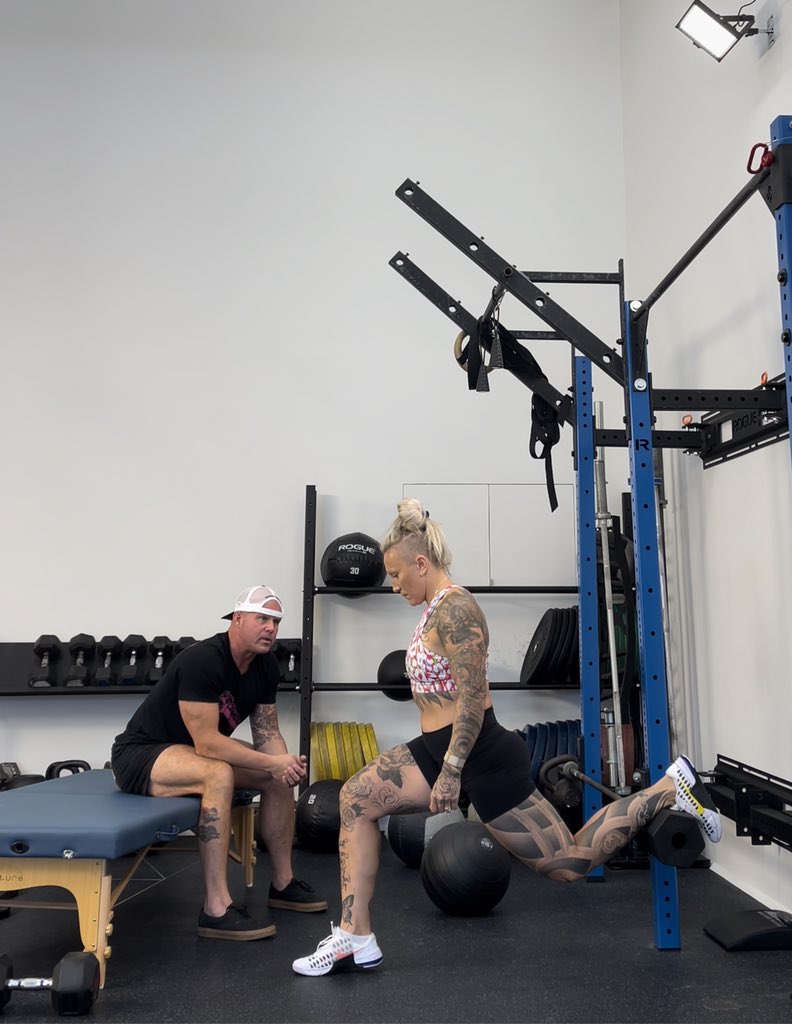 BobsledKaillie's tweet photo. Getting after it @thereadystate making beginner gains all day long.
Got a lot to learn still, that’s why I’m here. Surrounding myself with better /smarter ppl.
.
Remaining on top is work. The growing never stops.
#mobility #suppleleopard #Training #FriendshipGoals https://t.co/Z8YCuJuRS4