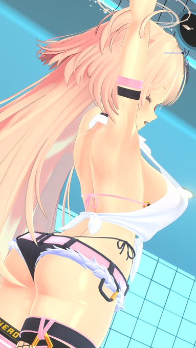 横から見るたわわ&amp;おしり🍑 