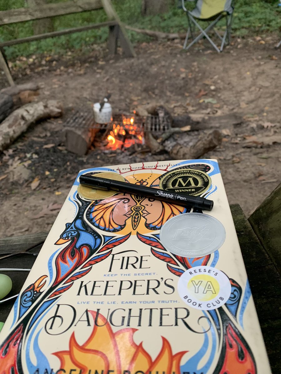sweatervestboy's tweet photo. Our first @MonmouthEnglish retreat with our @MonmouthCollege students. Gonna talk about @FineAngeline’s novel, do some hiking @campabelincoln and some writing with @MWC_QC’s Ryan Collins #rollscots https://t.co/IABhQABbFS