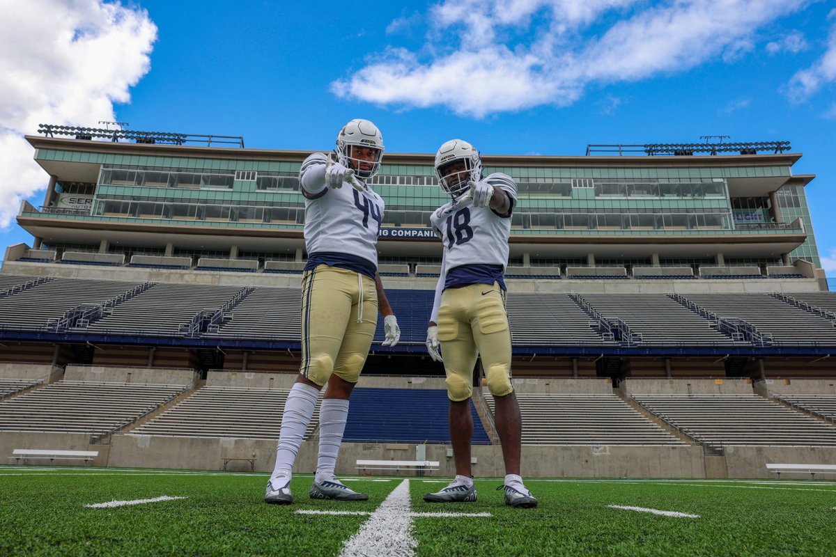 Akron Football tweet media