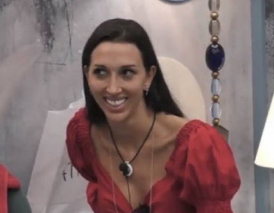 ddnoemi19's tweet photo. Ecco dove l’avevo già vista
 #gfvip https://t.co/FA1OcNw6YM