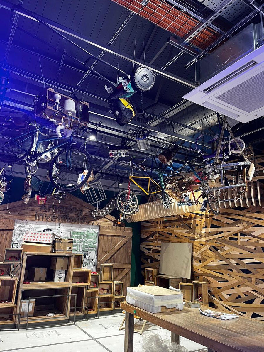 EurekaDiscover's tweet photo. Our garden shed isn’t looking too shabby 👀

What do you keep in yours? 🚲 https://t.co/gyoMl6m0Dp