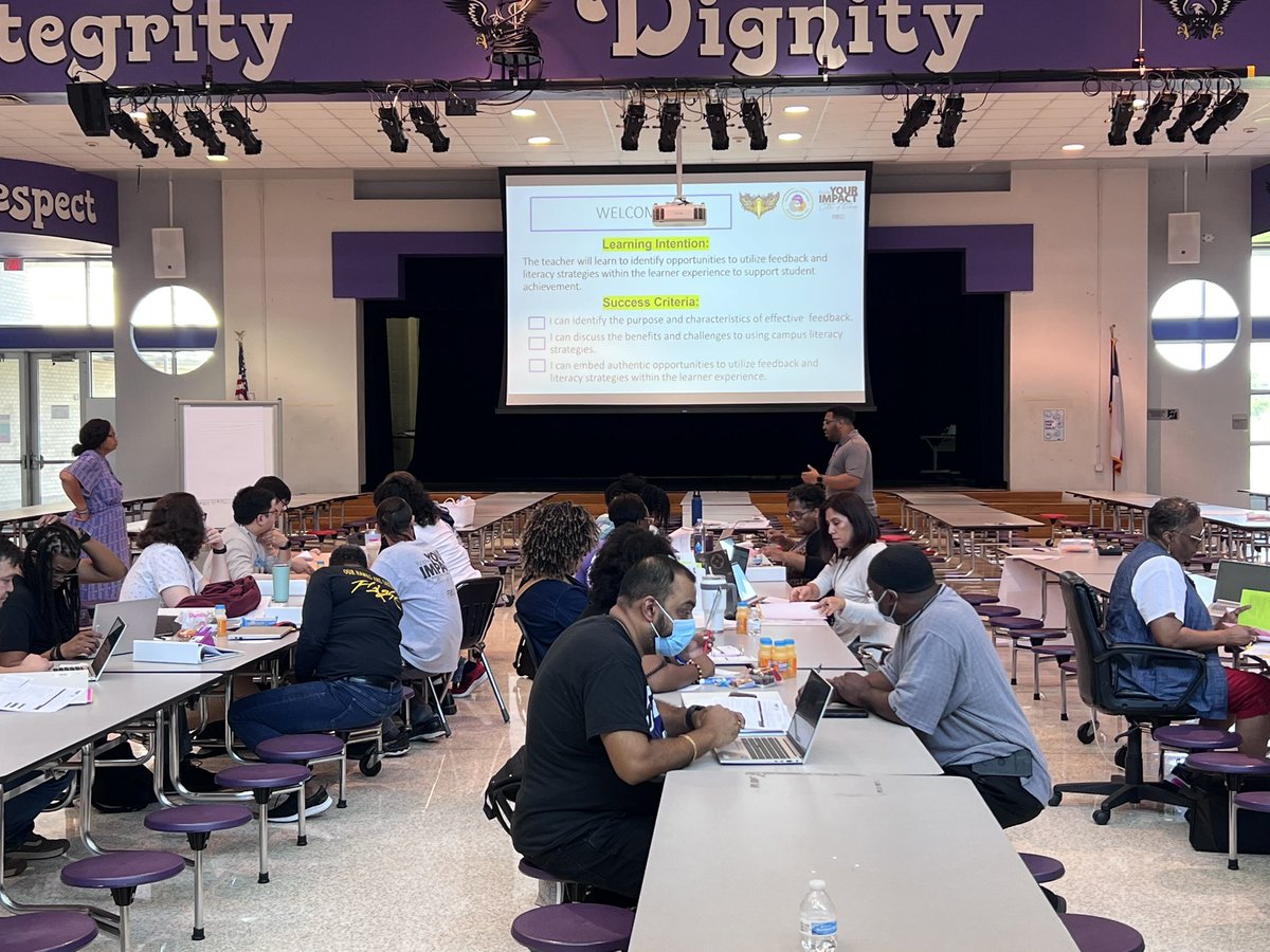 DeeDeBurke's tweet photo. Implementation: Feedback and Literacy Strategies Session. Mr. D. Lancelin leading the Feedback Segment! #InstructionalSupportTeam #HawkEducators @CMMS_Hawks https://t.co/Smm8VciJWX