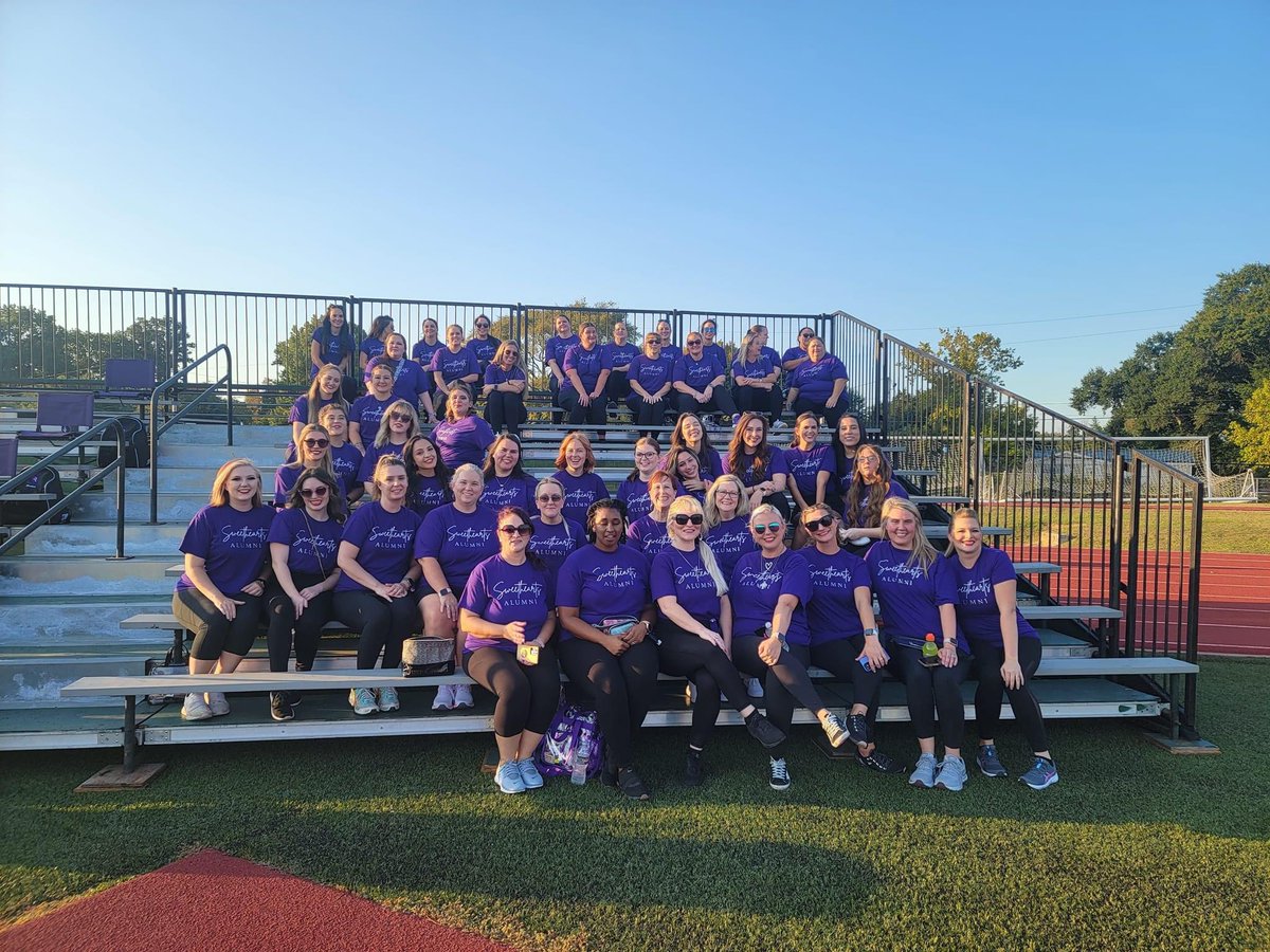 sweetheartswhs's tweet photo. Last night we celebrated our 50th Anniversary! To commemorate we invited the past, present, and future of our team to join us on the field.

Thank you to our Clinic dancers, our Sophistikats, our Aristokats, our Sweetheart Alumni and Founder for making this night so special. https://t.co/vEnLQIrXHD