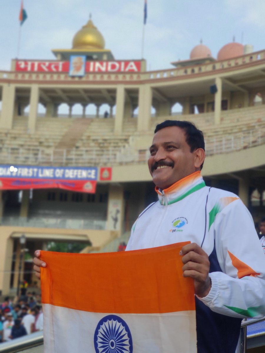 RAHULSINGHNSSMP's tweet photo. राष्ट्रीय सेवा योजना सामुदायिक सेवा के अनुभवों के माध्यम से सृजन करता है। सृजन का अर्थ है सकारात्मक संभावनाओं को पोषित करना। संभावनाएं जीवन में सकारात्मकता को पोषित करने वाली सोच एवं नवाचारों  की रचना करता है। राष्ट्रीय सेवा योजना की 53वी स्थापना वर्षगांठ की शुभकामनाएं बधाइयां https://t.co/NWREv5cHyA