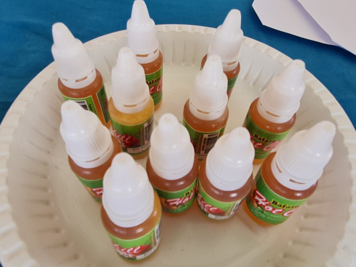 ugandainvest's tweet photo. More products from Kigezi at Kigezi Investment Summit &amp; launch of Kisoro Industrial &amp; Business Park.
#InvestInKigezi https://t.co/DX4rDcKqiS