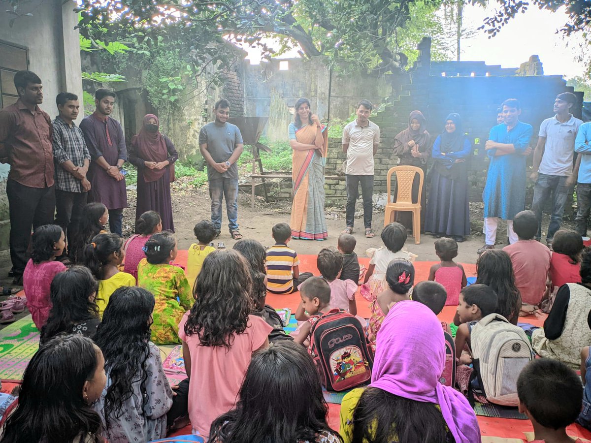 ys_soc's tweet photo. After COVID-19, 28 children from railway slum residence can manage their regular coming at 2/7 days reading sessions. Before that, we had 86. They dropped. Still, these university-youth make them live with life. #StepstoDream #Shopnoshiri led by #BRUR students and teachers. https://t.co/1grCsXmeKQ
