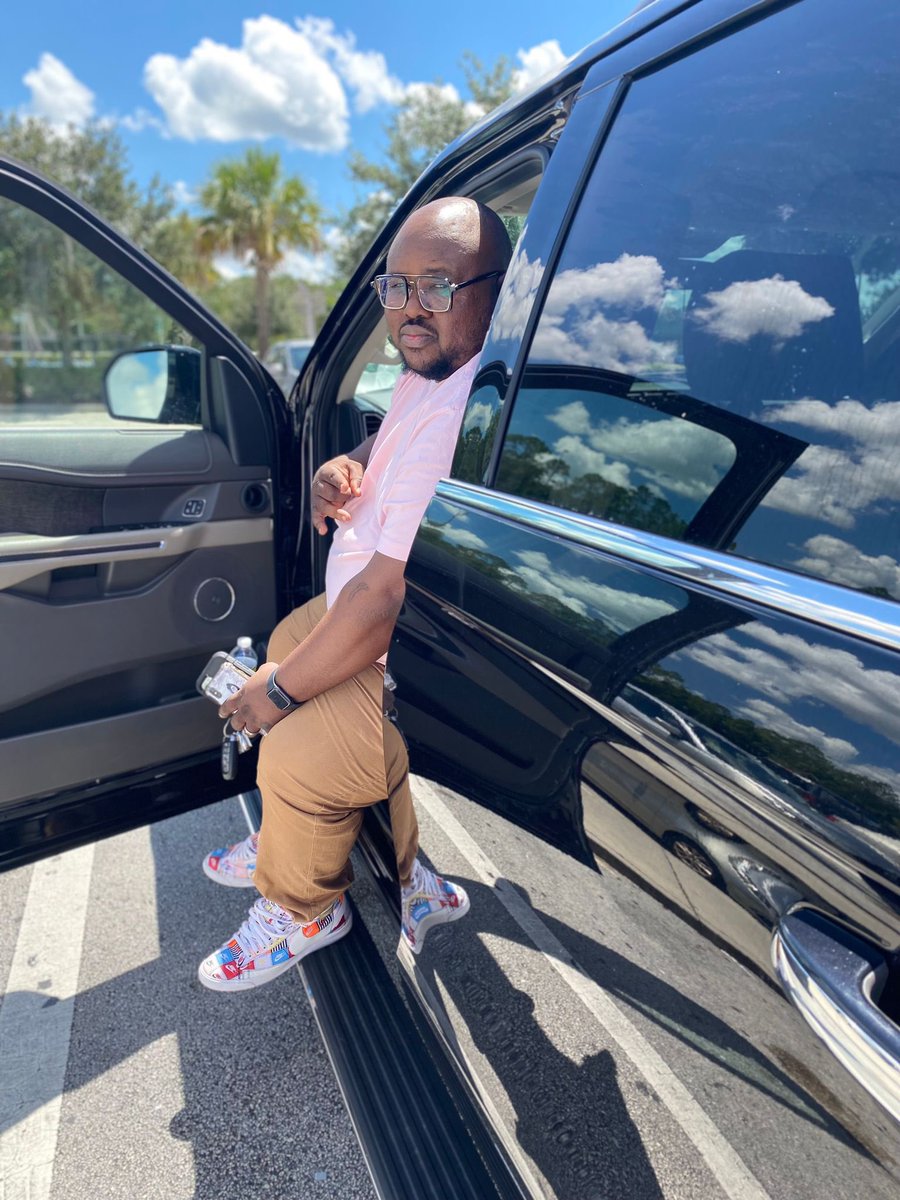 imastrc242's tweet photo. Thankful to the most high for all that I have experienced over my first 33 years of life here on this earth… As I begin year 34, I pray for health, strength, and blessings for another 33… It’s a king’s birthday 👑 #libraking👑♎️ #92488 https://t.co/vExCOkb2cZ