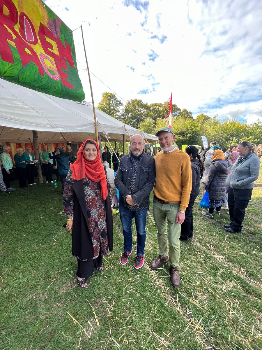 JGriffithsLab's tweet photo. Da iawn to the #Maindee community for putting on such a brilliant fayre!

The living green fayre is on until 4pm today - be sure to check it out! https://t.co/AtMvFiGUmk